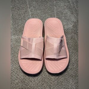 Vionic Unisex Rebound Sandals NWOT Women’s 10/Men’s 8.5 Comfort